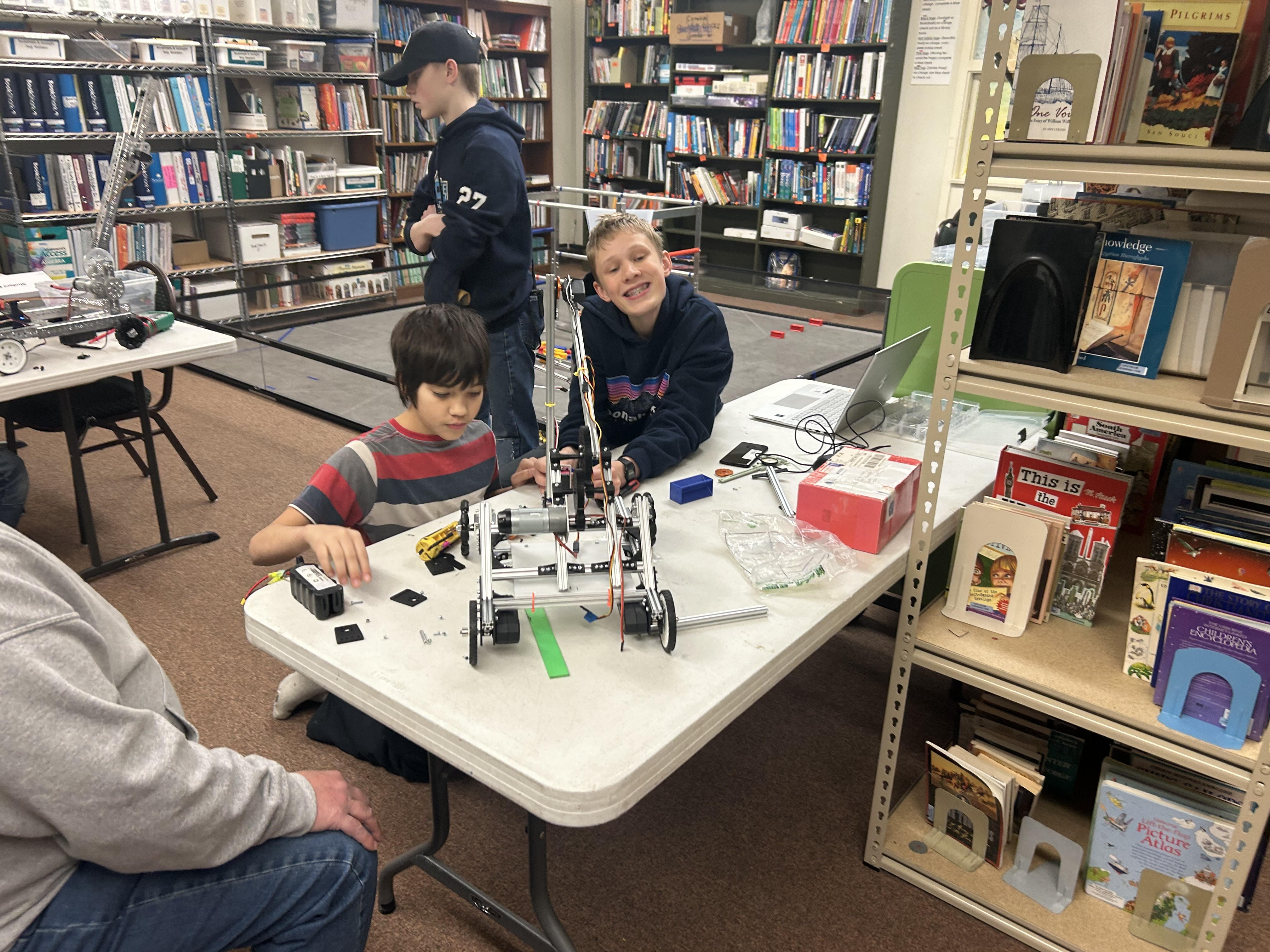 Kenton helping the next generation to learn FTC robotics